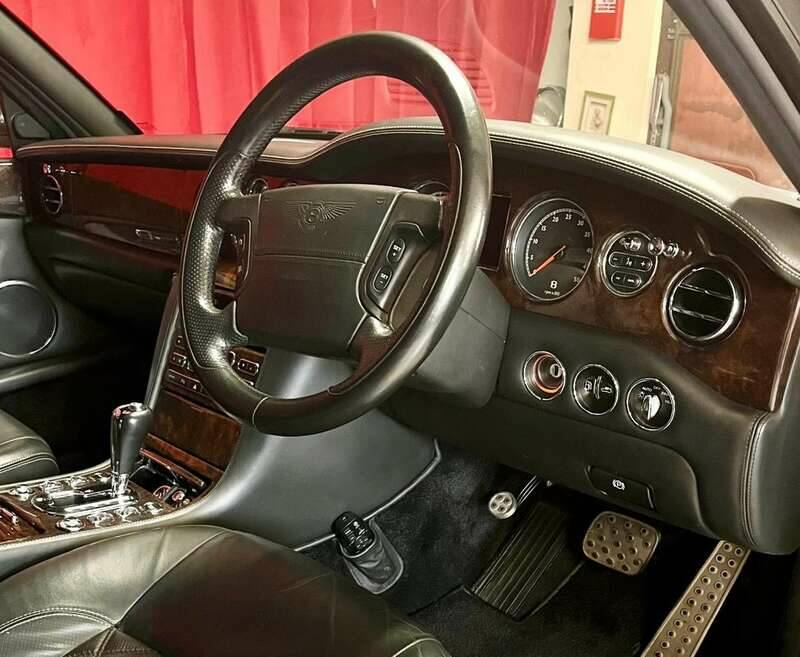 Image 2/10 of Bentley Arnage T (2007)