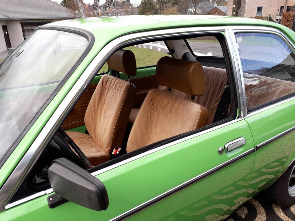 Bild 6/8 von Opel Kadett 1,2 S (1977)