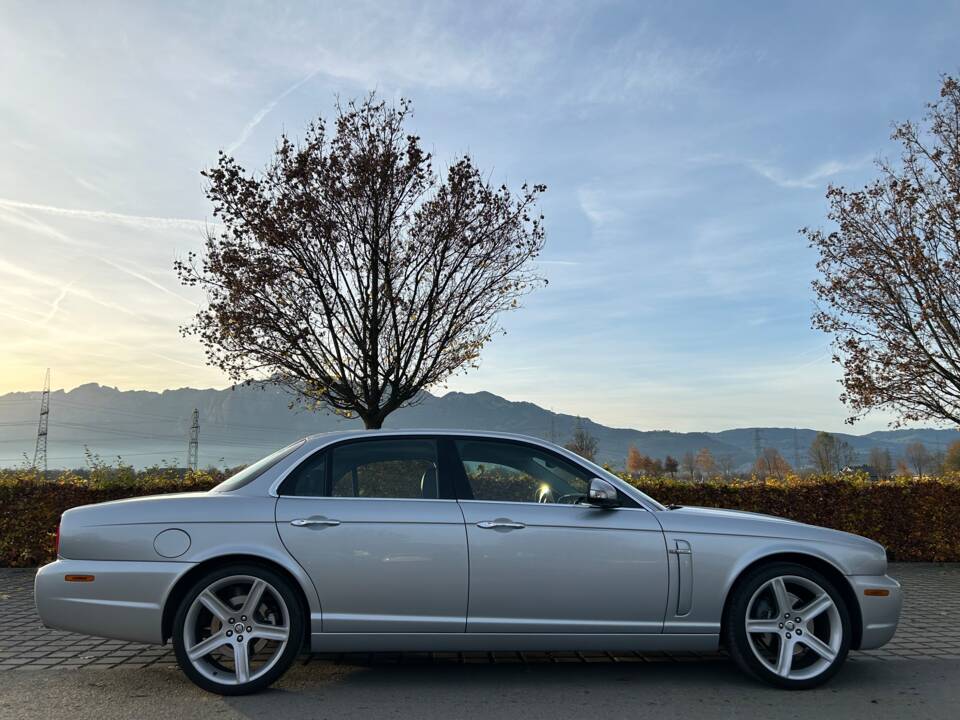 Bild 5/24 von Jaguar XJ 2.7 D (2007)