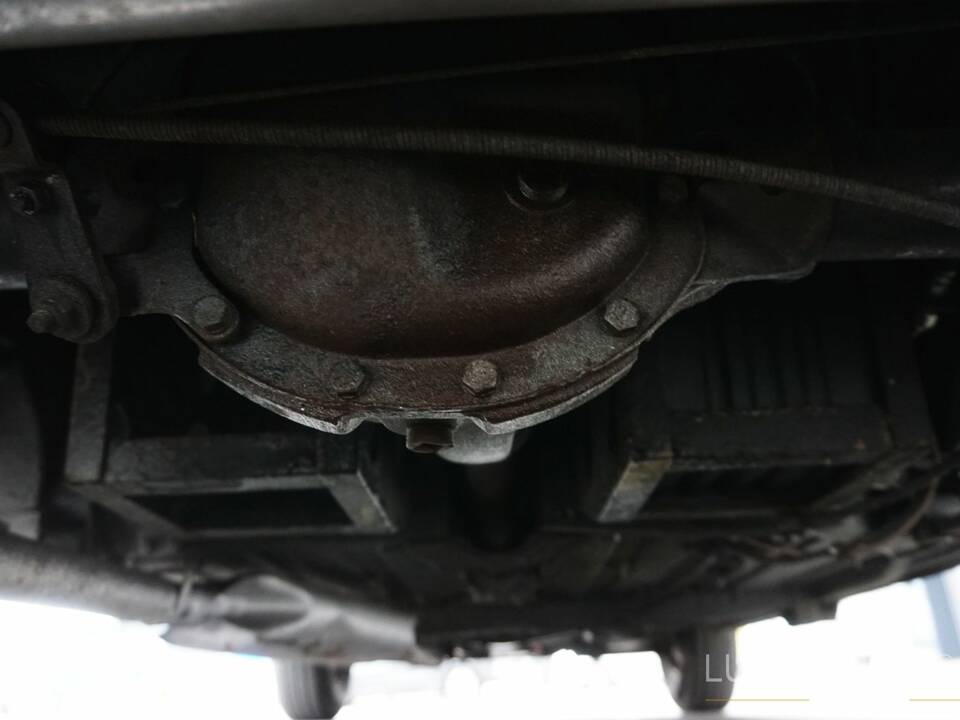 Image 51/54 de MG MGB GT (1974)