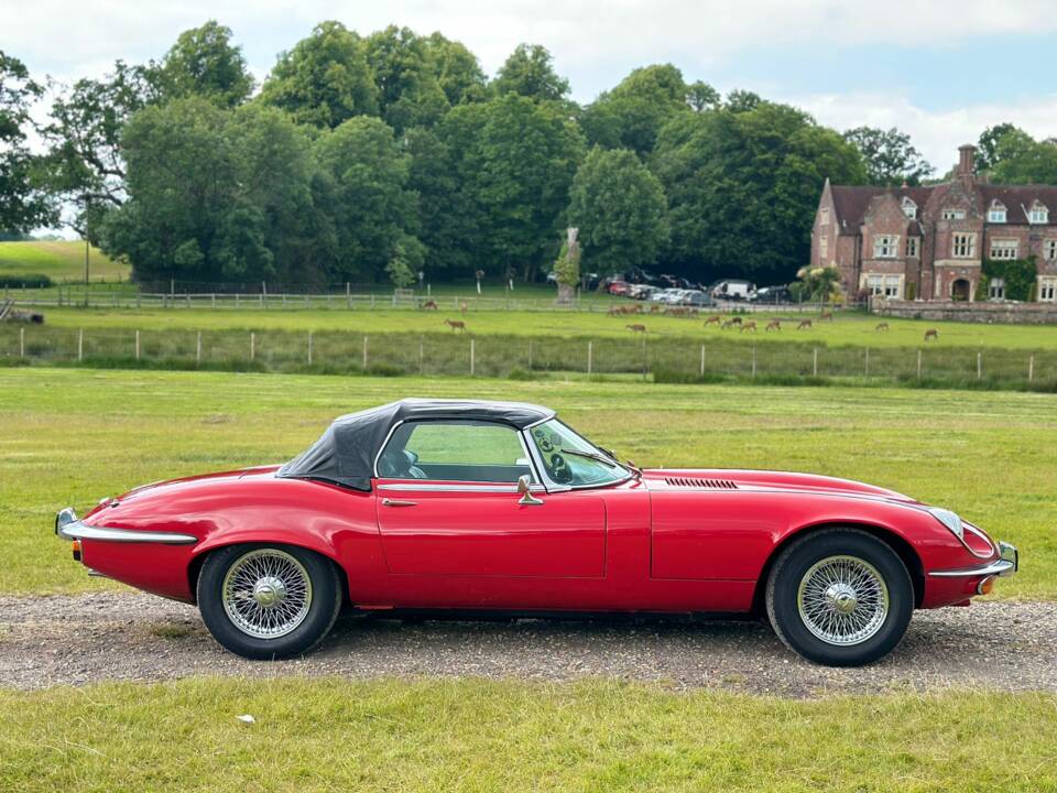 Immagine 44/49 di Jaguar E-Type V12 (1973)