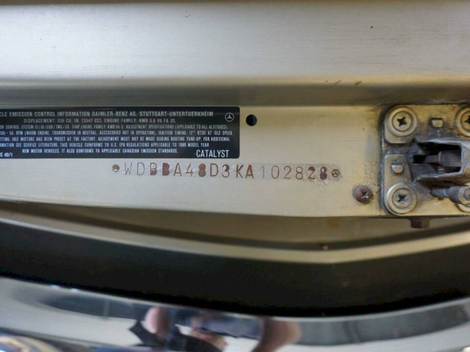 Image 34/36 of Mercedes-Benz 560 SL (1989)