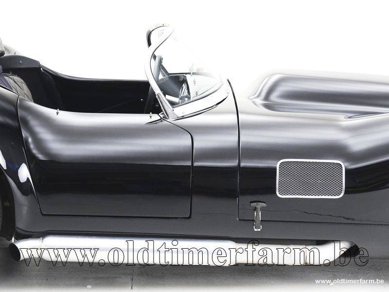 Image 13/15 of Lister Knobbly (1957)