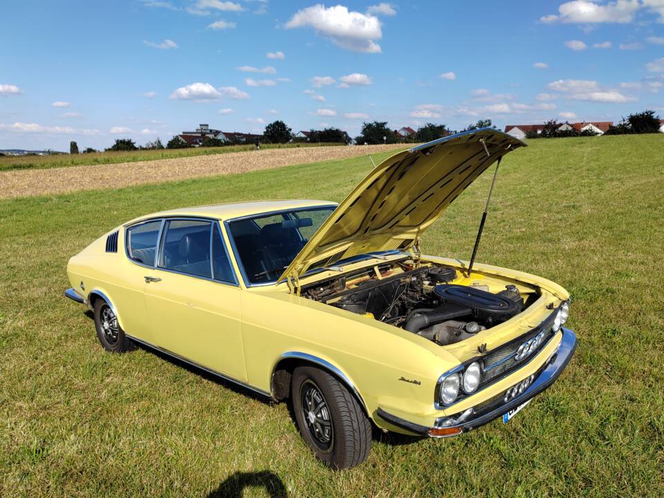 Image 43/54 of Audi 100 Coupe S (1971)