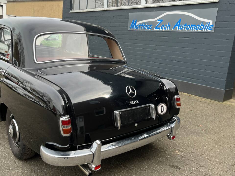 Imagen 44/52 de Mercedes-Benz 180 (1954)