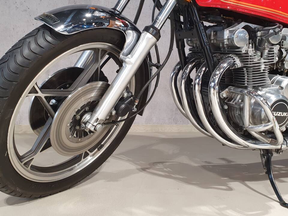 Bild 28/32 von Suzuki DUMMY (1977)
