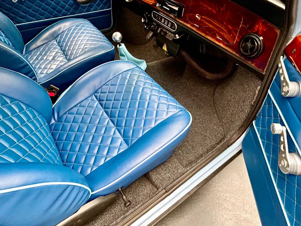 Image 9/15 of Mini Cooper E (1996)