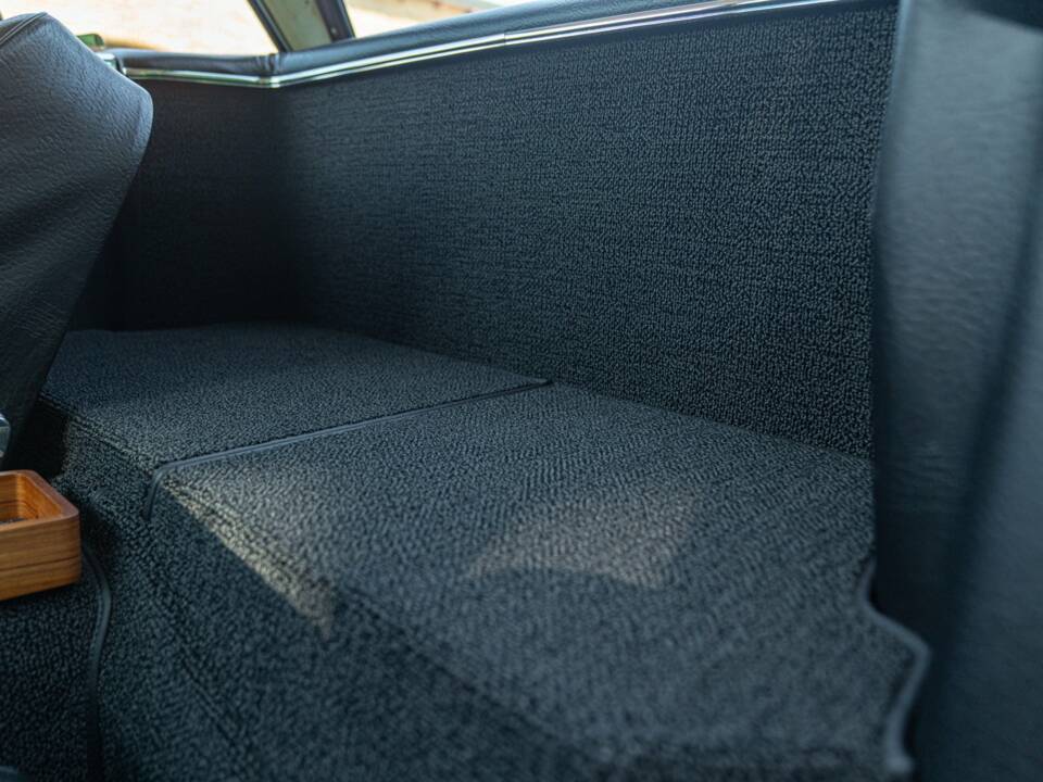 Immagine 43/50 di Mercedes-Benz 280 SL (1969)