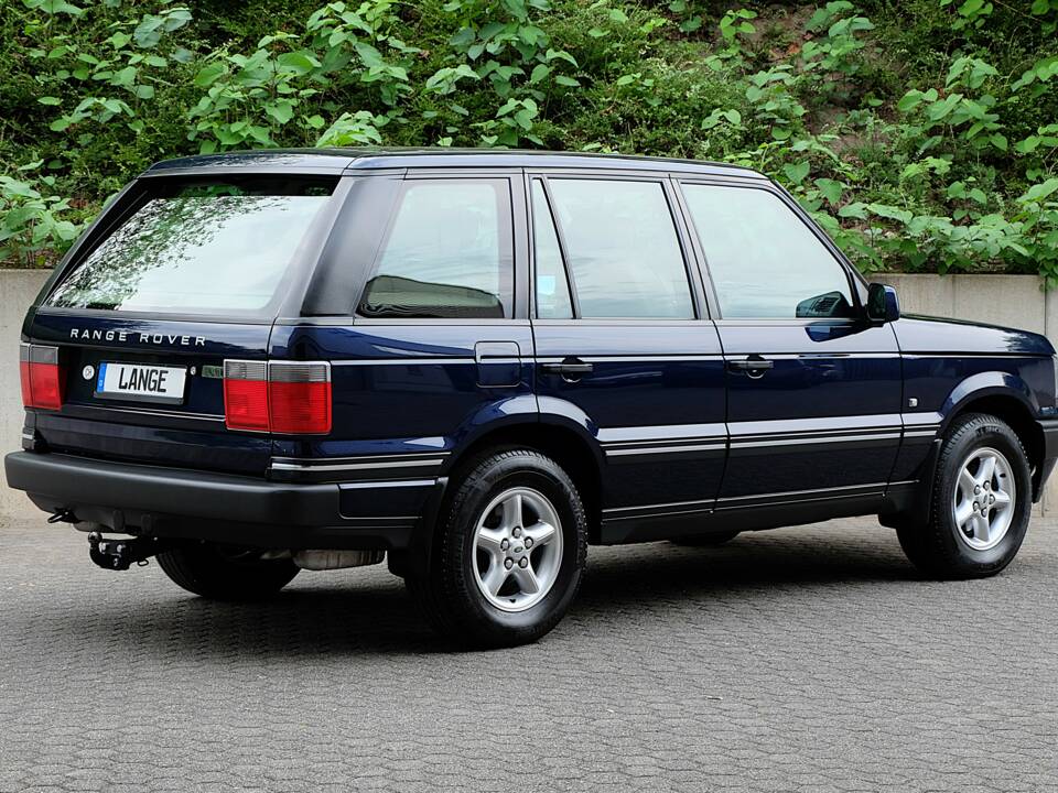 Afbeelding 9/95 van Land Rover Range Rover 4.6 Vogue (2002)