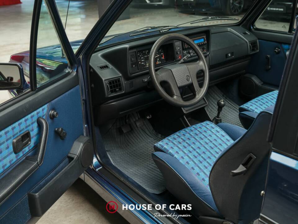 Bild 15/24 von Volkswagen Golf I Cabrio GLi 1.8 (1992)