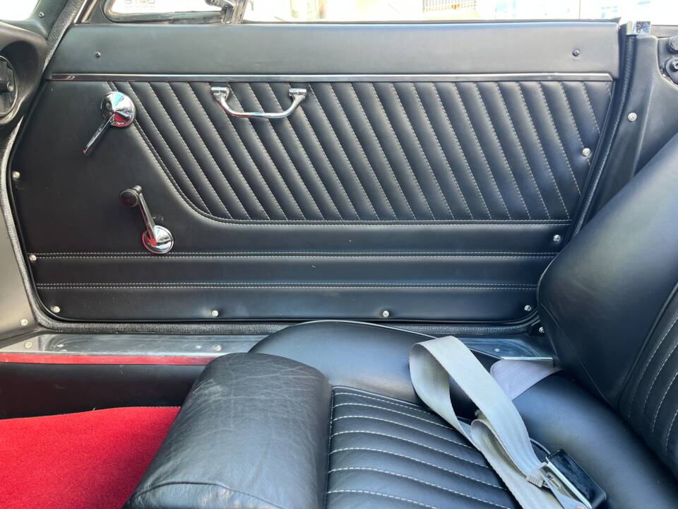 Immagine 34/88 di Alfa Romeo 1750 Spider Veloce (1971)