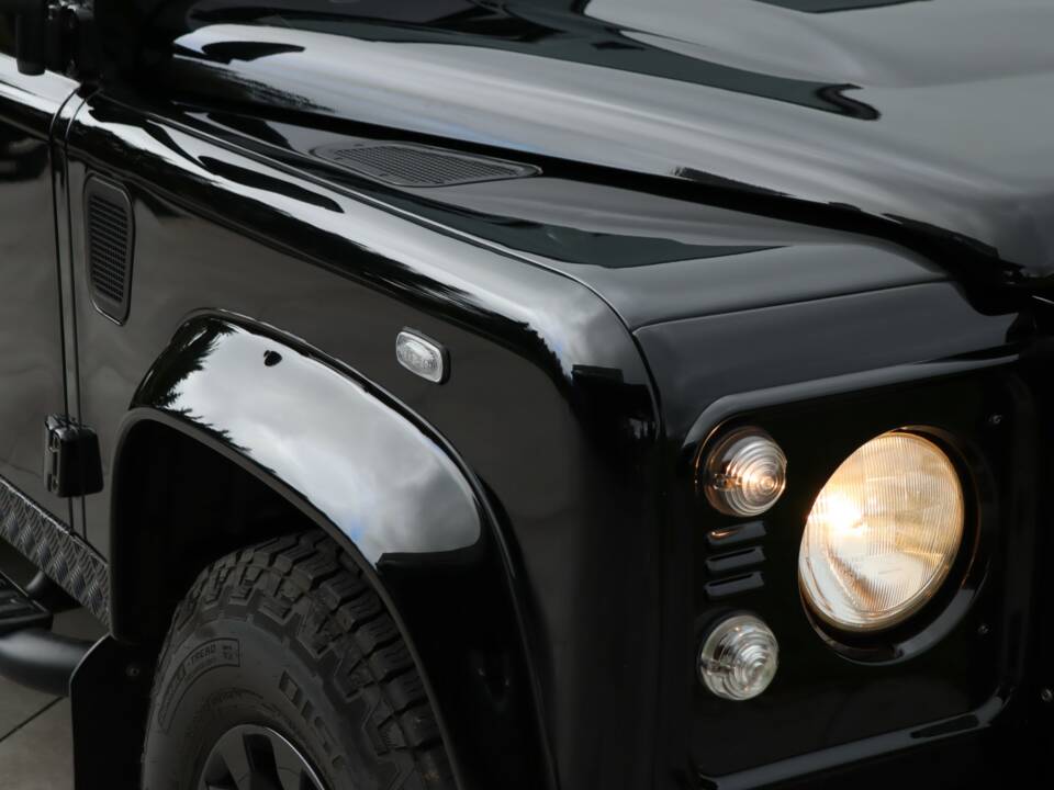 Bild 16/50 von Land Rover Defender 130 Double Cab (2007)