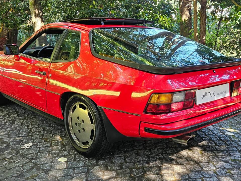 Image 4/31 of Porsche 924 Turbo (1981)