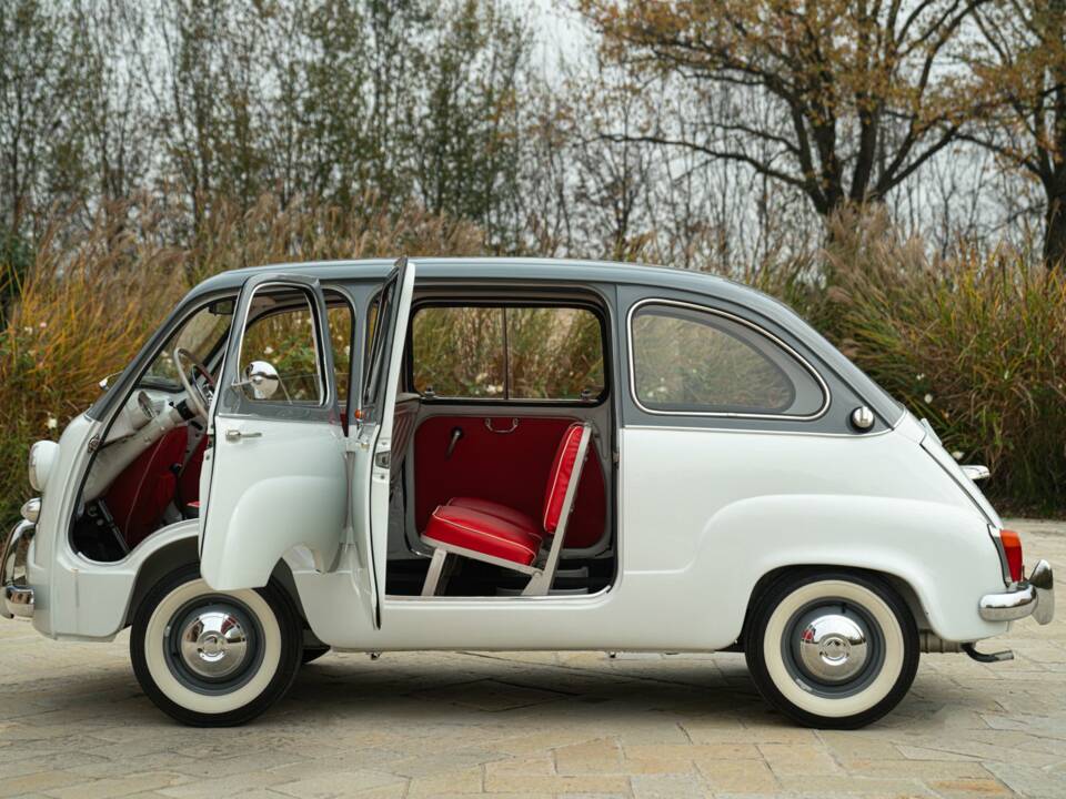 Image 7/50 of FIAT 600 D Multipla (1963)