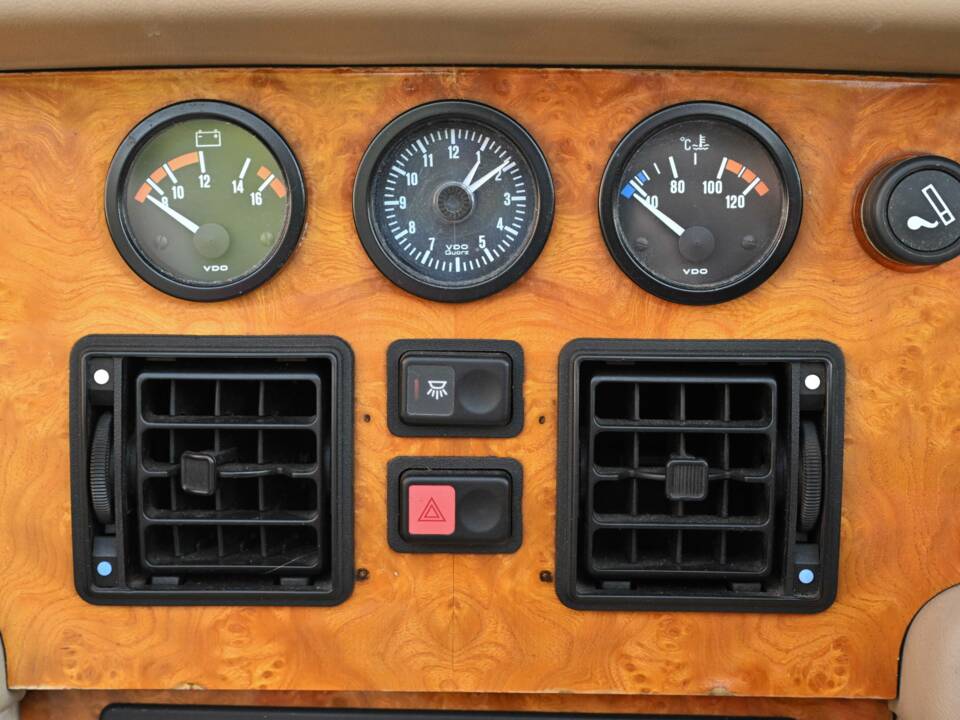 Bild 15/50 von MG RV8 (1995)