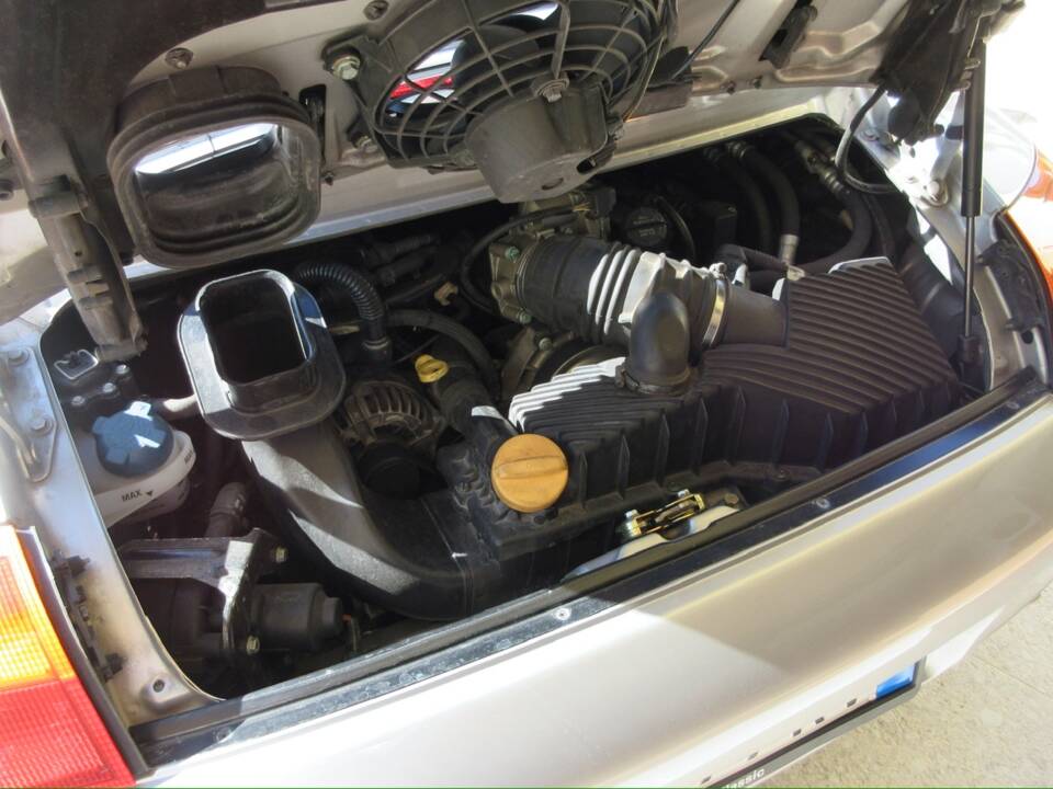 Bild 47/58 von Porsche 911 Carrera (2001)