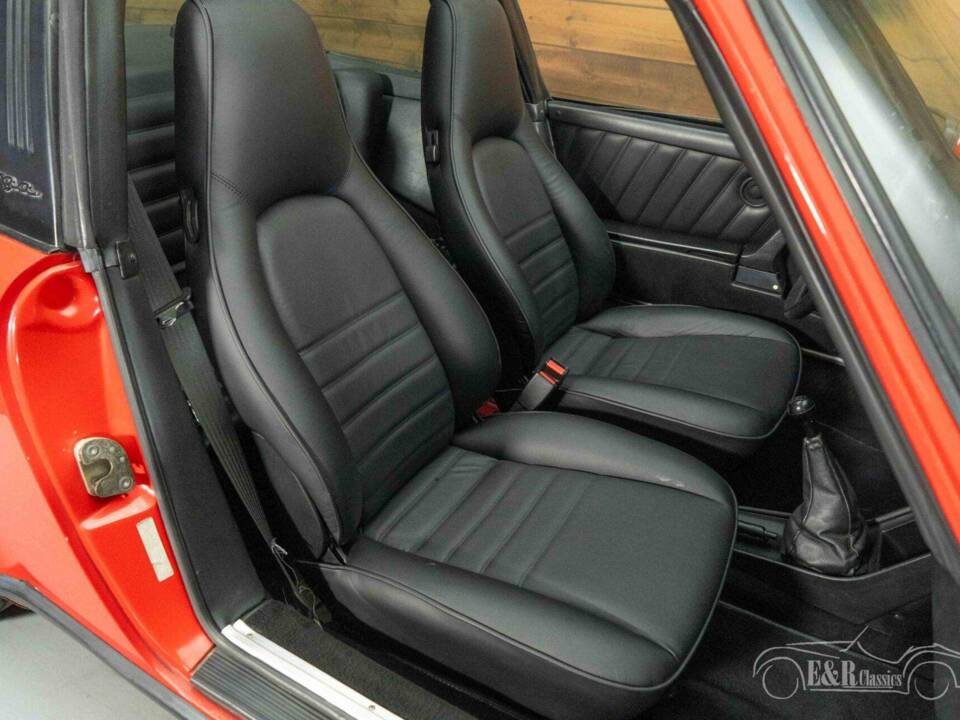 Bild 8/19 von Porsche 911 Carrera 3.2 (1985)