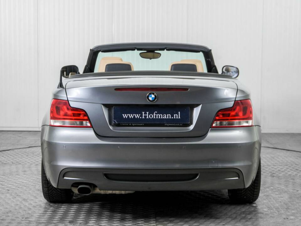 Immagine 14/50 di BMW 120i (2012)