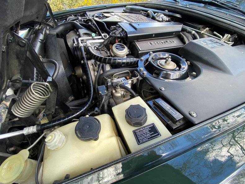 Afbeelding 36/50 van Bentley Turbo S (1995)