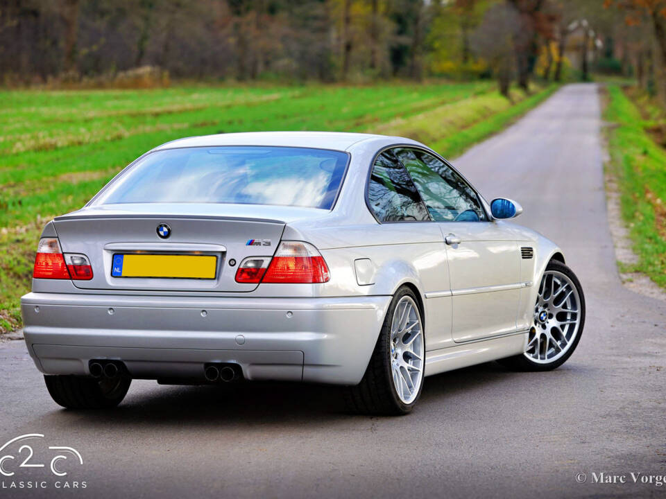 Bild 66/67 von BMW M3 (2001)