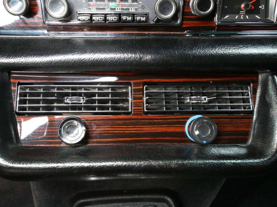 Bild 16/29 von Mercedes-Benz 280 SE 3,5 (1970)