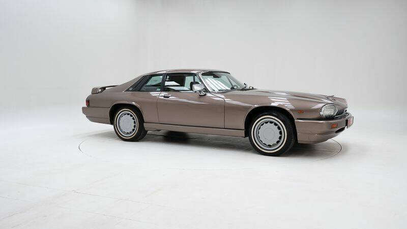 Image 3/15 of Jaguar XJ-S 3.6 (1985)