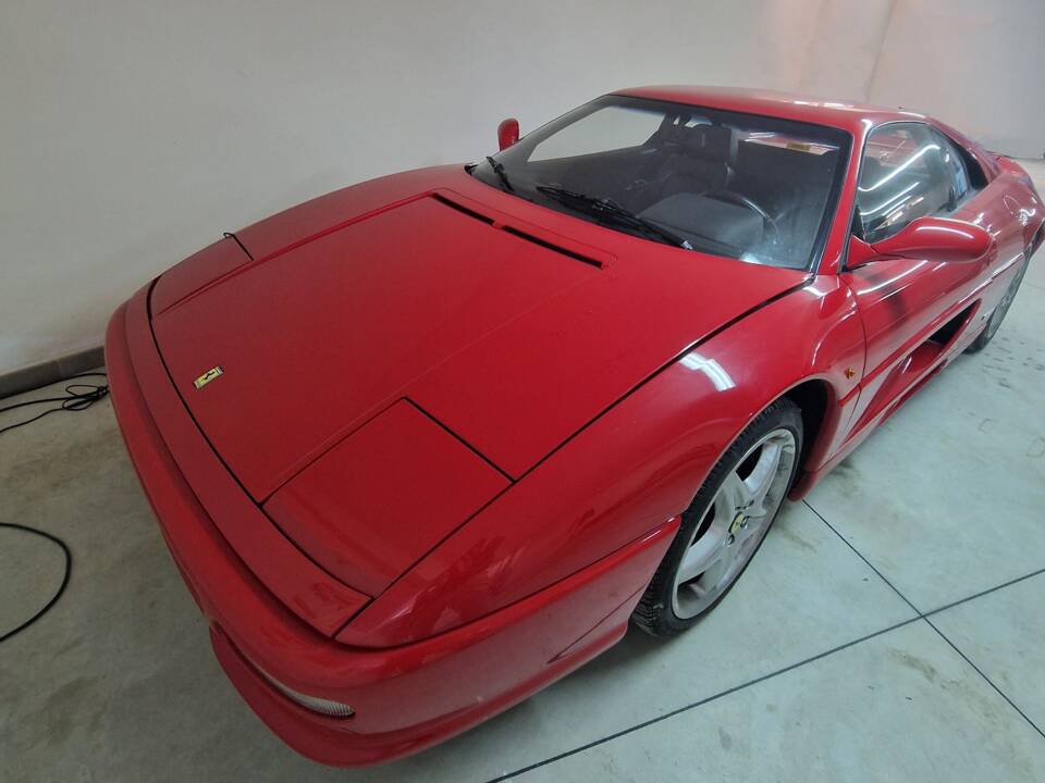 Immagine 1/16 di Ferrari F 355 Berlinetta (1995)