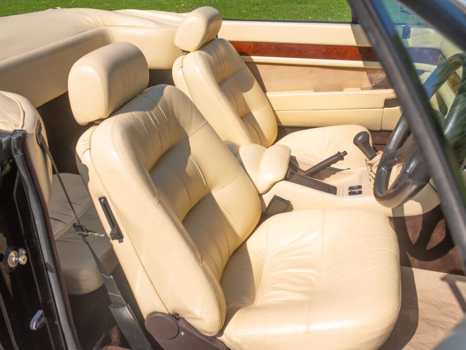 Bild 22/42 von Maserati Biturbo Spyder i (1988)