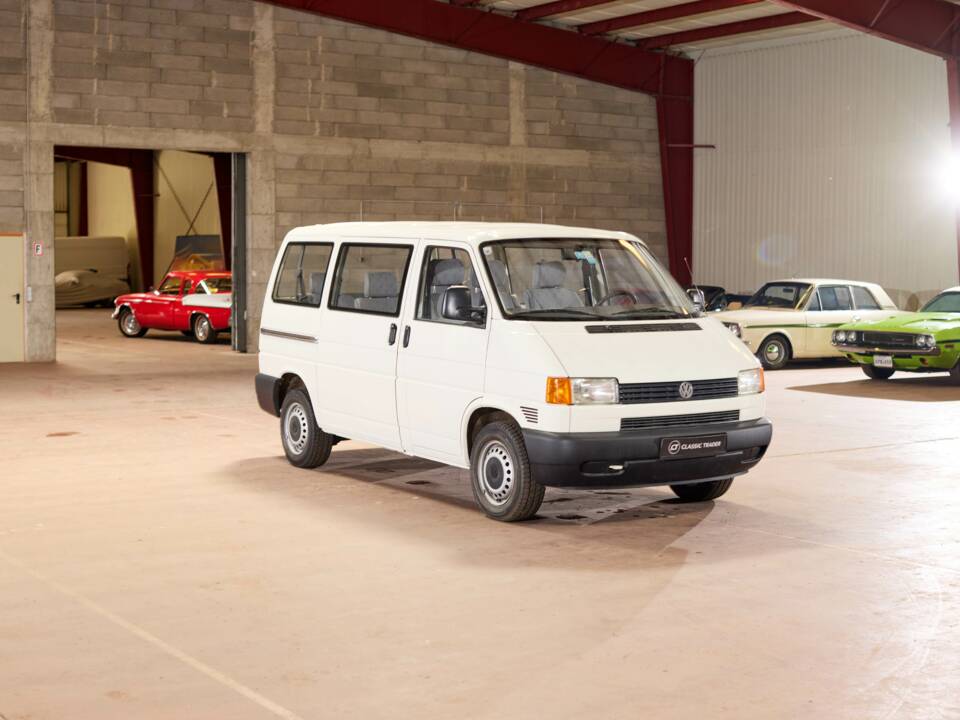 Image 4/56 of Volkswagen T4 Kombi 2.0 (1998)