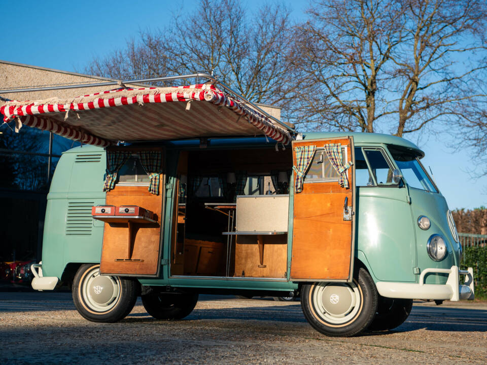 Image 24/43 de Volkswagen T1 camper (1963)