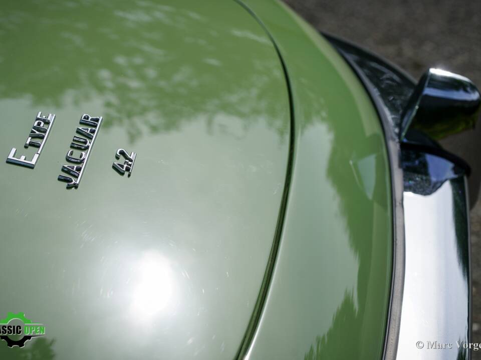 Image 52/60 de Jaguar E-Type (1969)