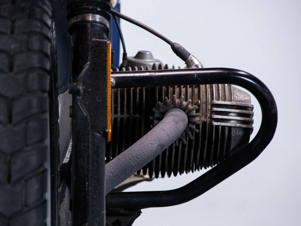 Image 36/50 of BMW R 80 GS (1988)