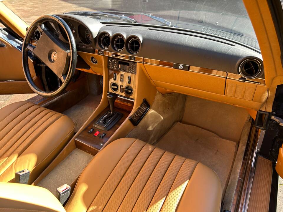 Image 22/51 of Mercedes-Benz 380 SL (1983)