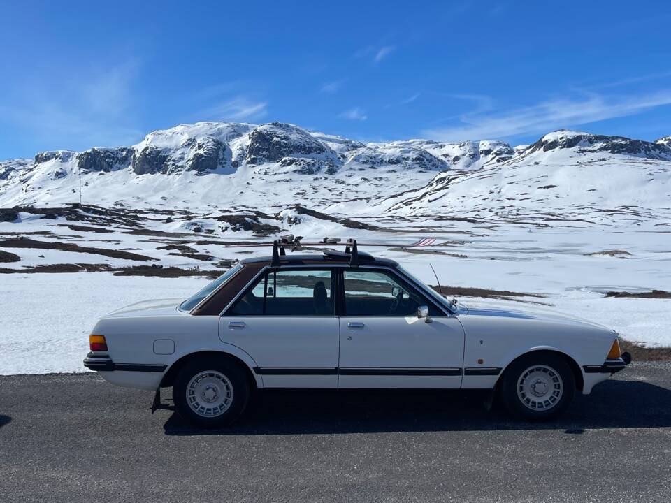Image 13/62 of Ford Granada 2.8 (1977)