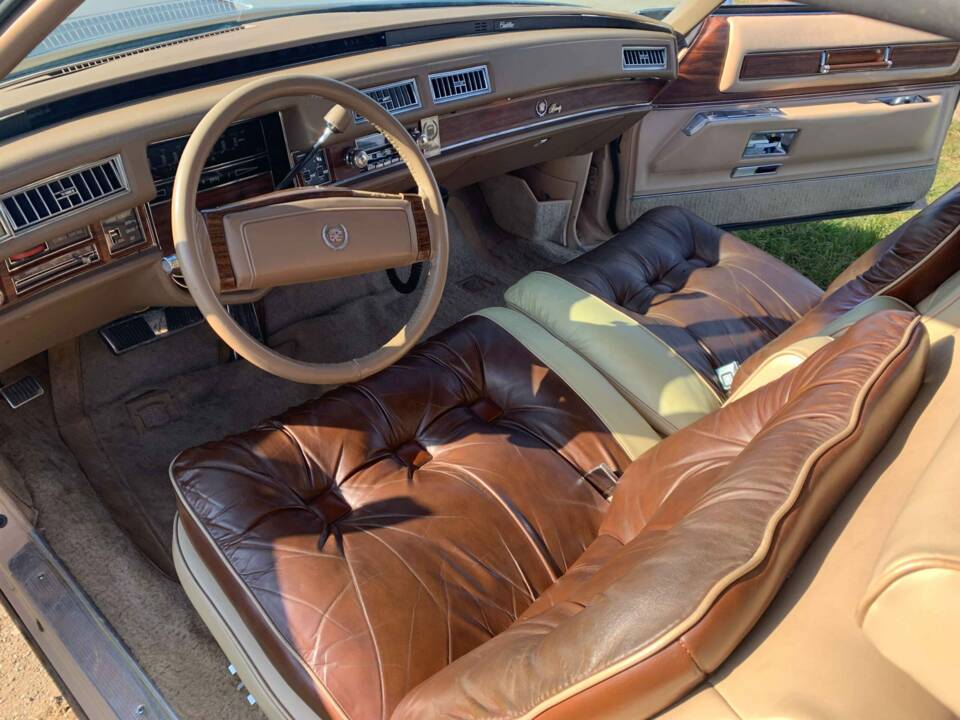 Image 4/5 de Cadillac Fleetwood Eldorado Coupe (1978)
