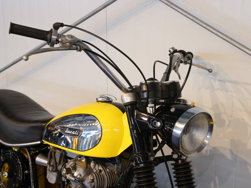 Obraz 15/31 pojazdu Ducati 350 Scrambler (1900)