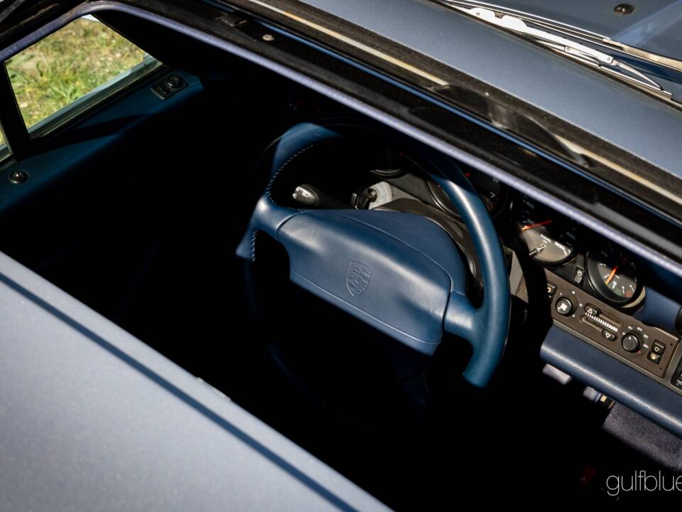 Immagine 4/73 di Porsche 911 Carrera (1995)