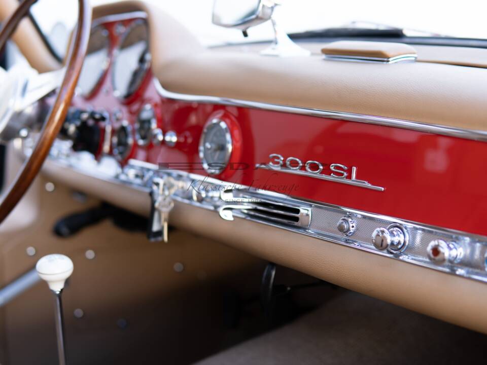 Image 42/49 of Mercedes-Benz 300 SL "Gullwing" (1955)