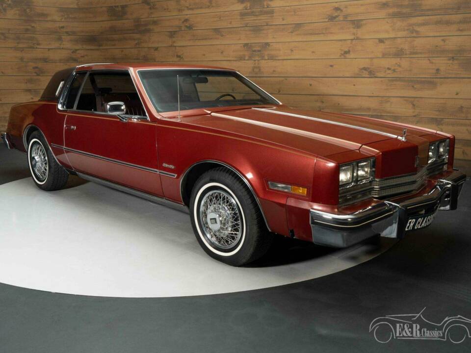 Image 4/19 de Oldsmobile Toronado (1985)