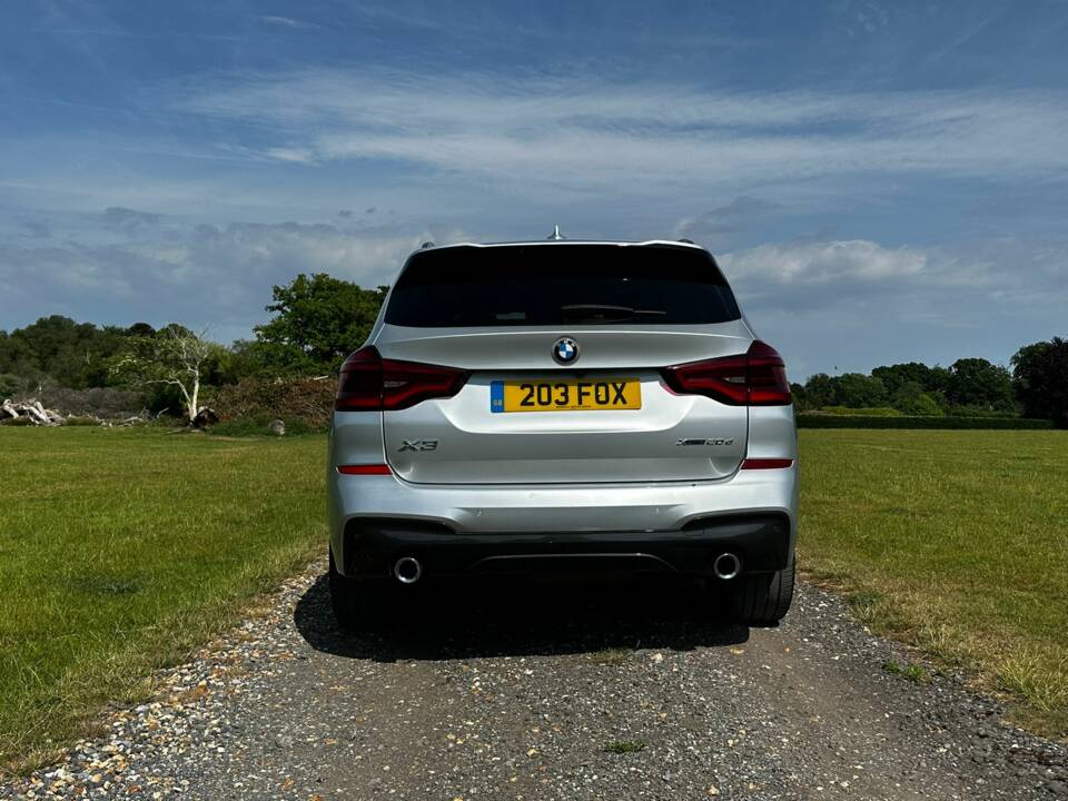 Image 8/64 de BMW X3 M Competition (2019)