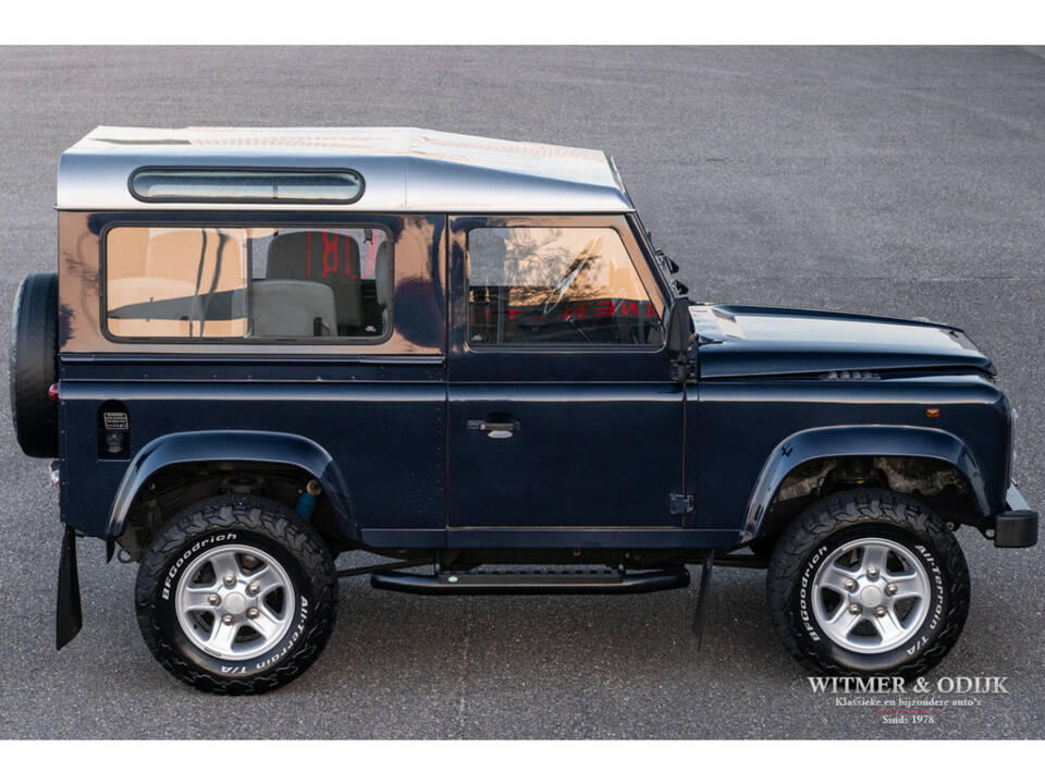 Image 3/25 de Land Rover Defender 90 (1996)