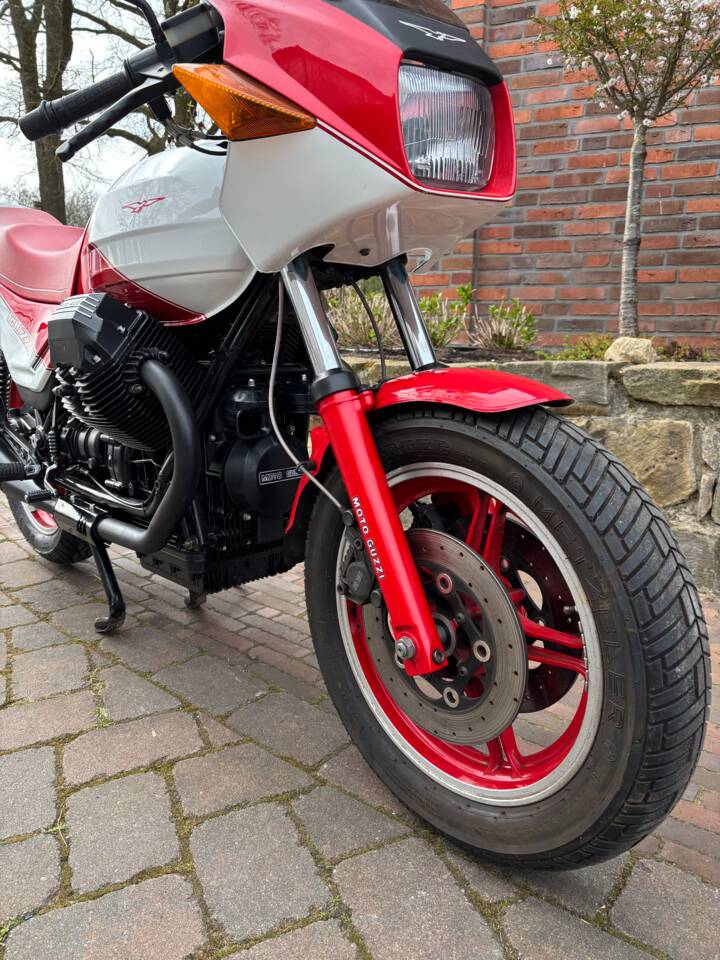Immagine 25/50 di Moto Guzzi 1000 LeMans (1986)