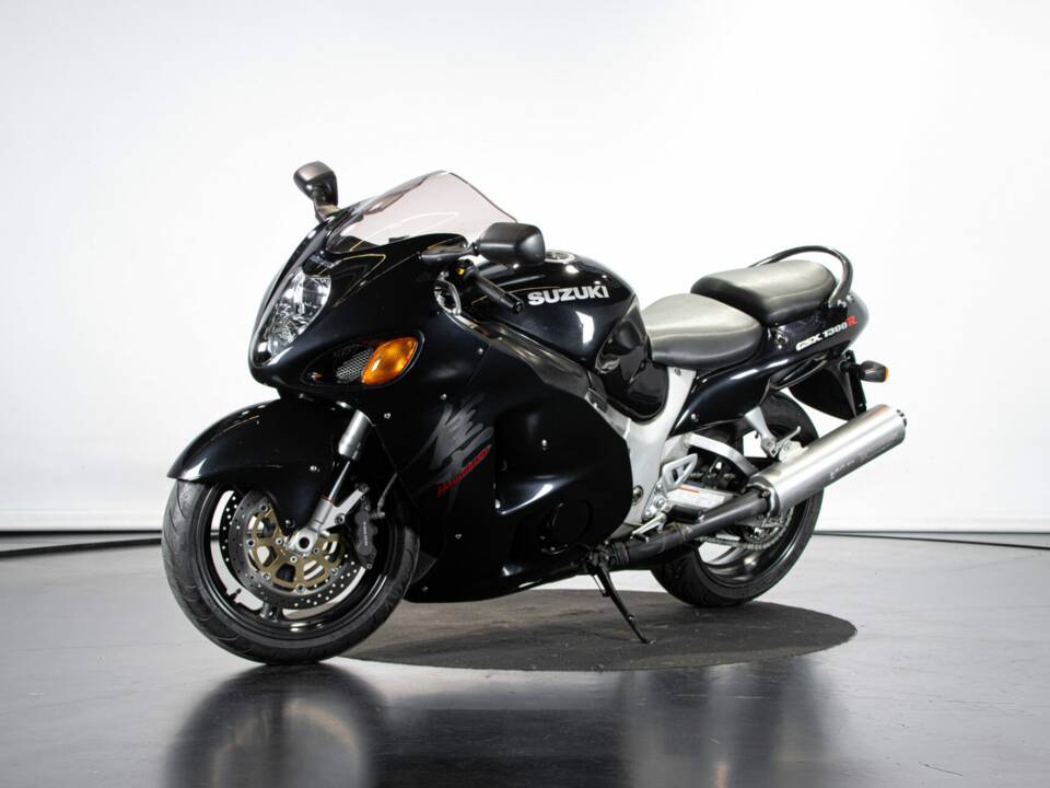 Immagine 8/50 di Suzuki GSX Hayabusa 1300 (1999)