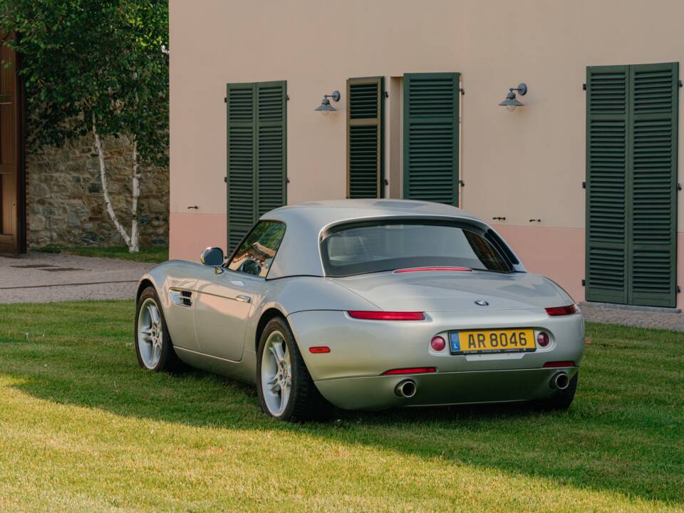 Image 39/185 of BMW Z8 (2001)