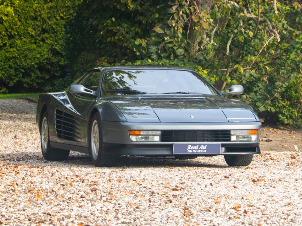Image 2/37 of Ferrari Testarossa (1988)