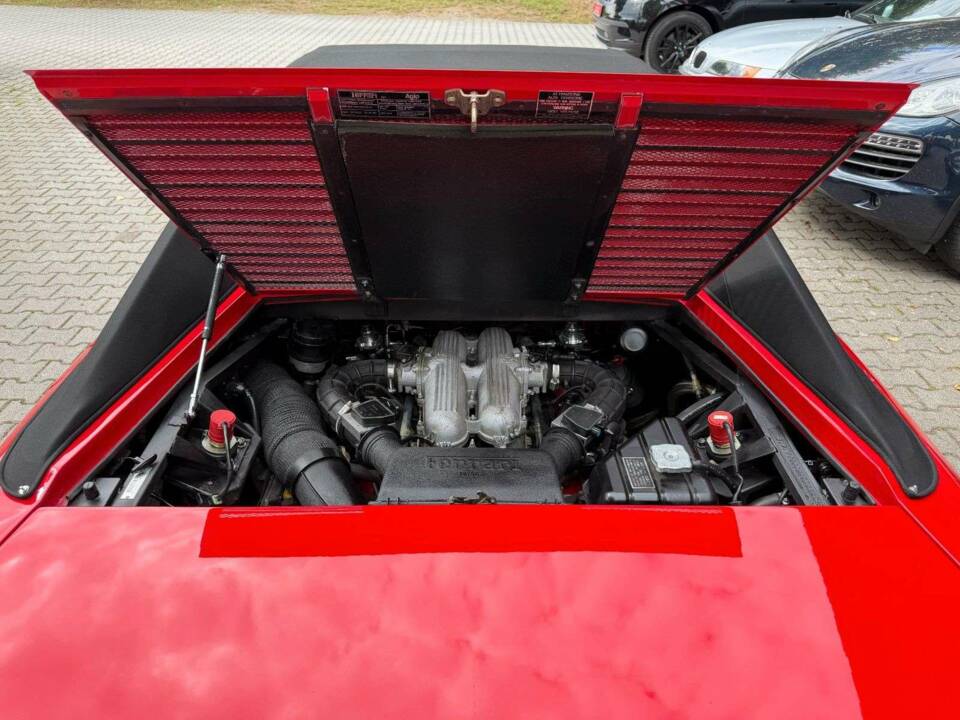 Afbeelding 19/33 van Ferrari Mondial T (1991)