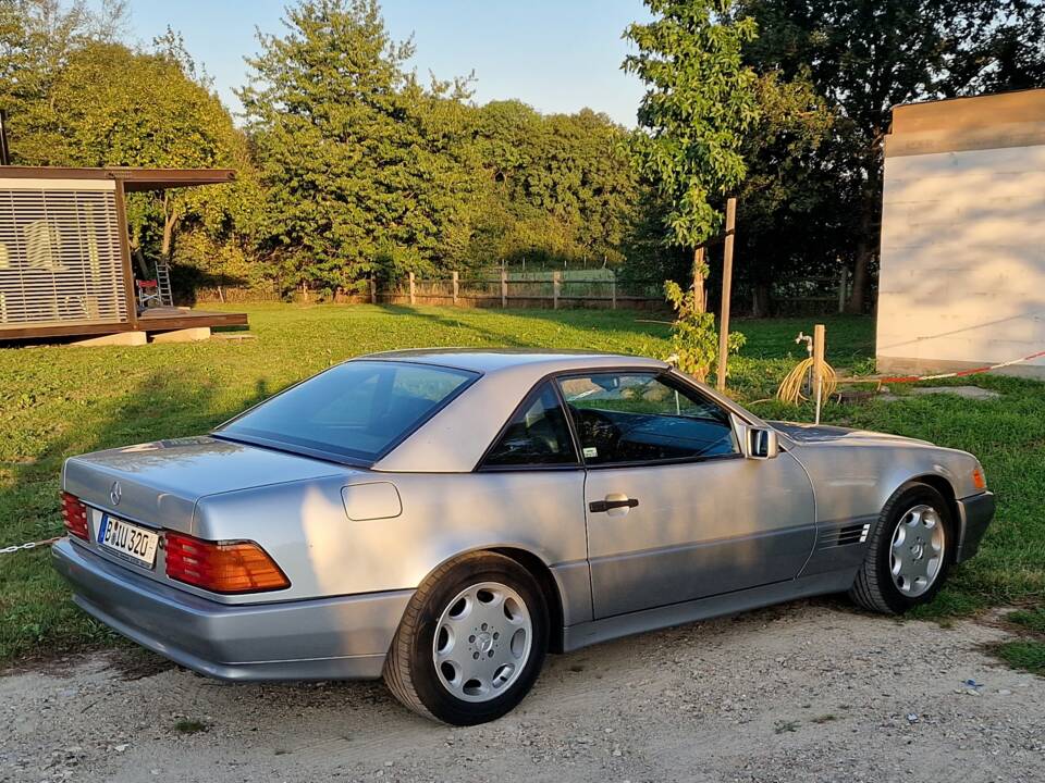 Imagen 2/4 de Mercedes-Benz SL 320 (1995)