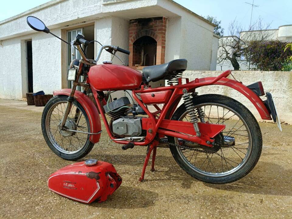 Bild 26/35 von BM DUMMY (1979)