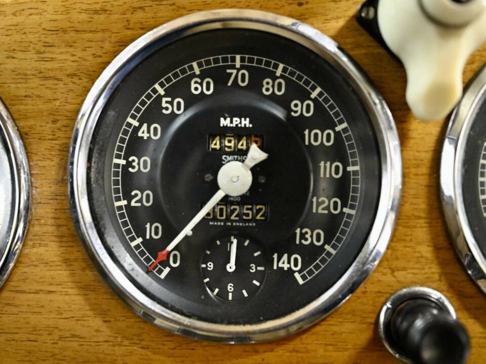Image 28/50 de Aston Martin DB 2 Vantage (1953)