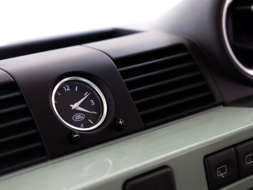Image 13/36 of Land Rover Defender (2016)